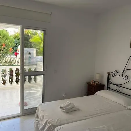 Nyaraló Casa En Village Burriana