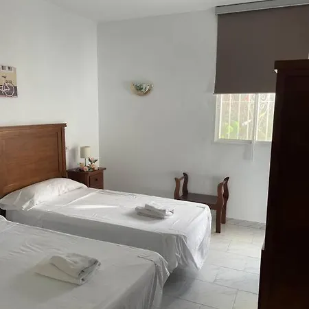 Casa En Village Burriana Nyaraló *