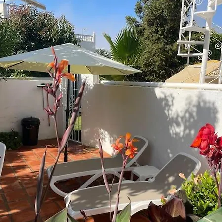 Casa En Village Burriana נרחה